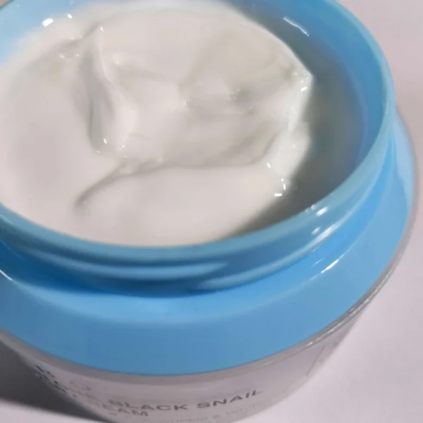 DABO All In One Black Snail Repair Cream (1,000 mg) - Image 3